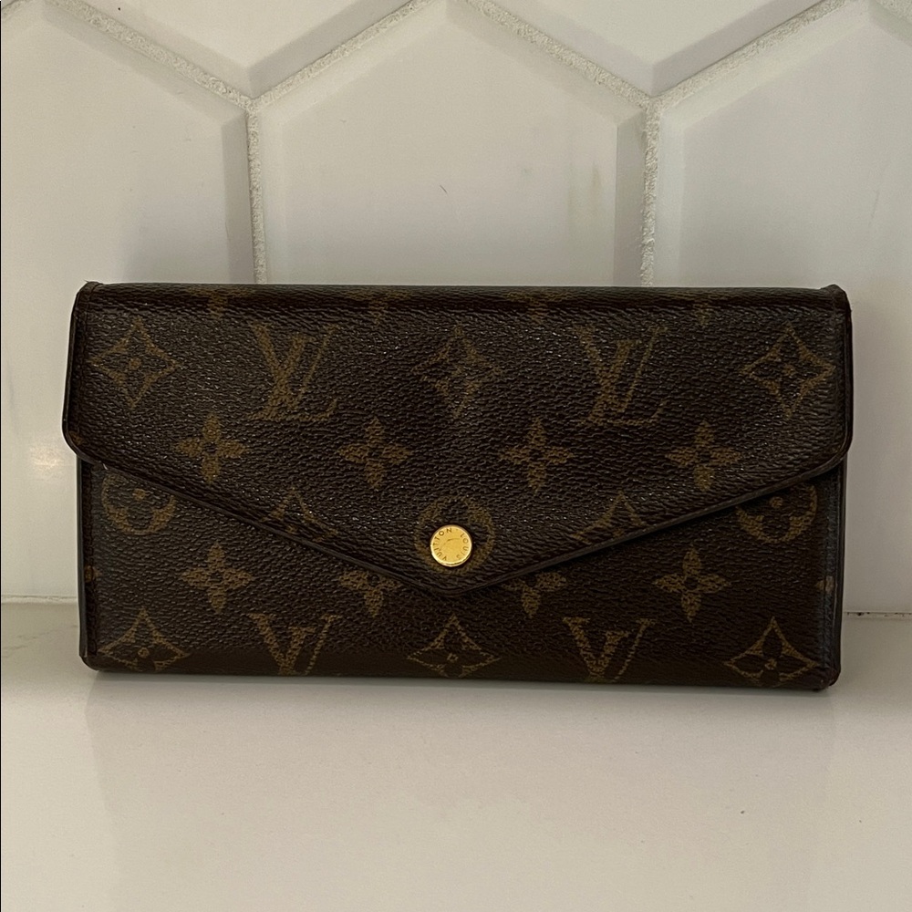 🐻 Louis Vuitton Sarah Wallet Monogram Make WOC